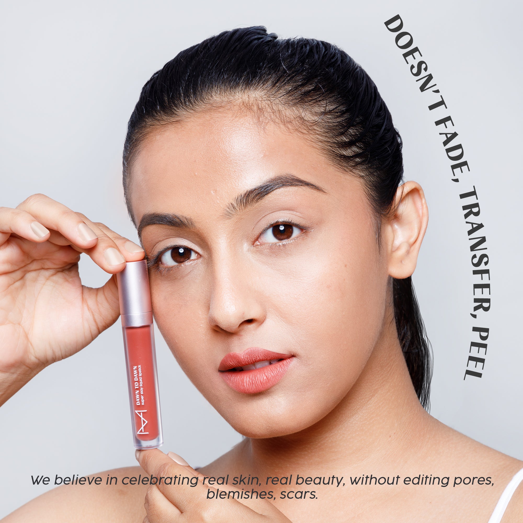 Model applying Dawn To Dawn Super Stay Liquid Matte Lipstick - Cinnamon Blush shade
