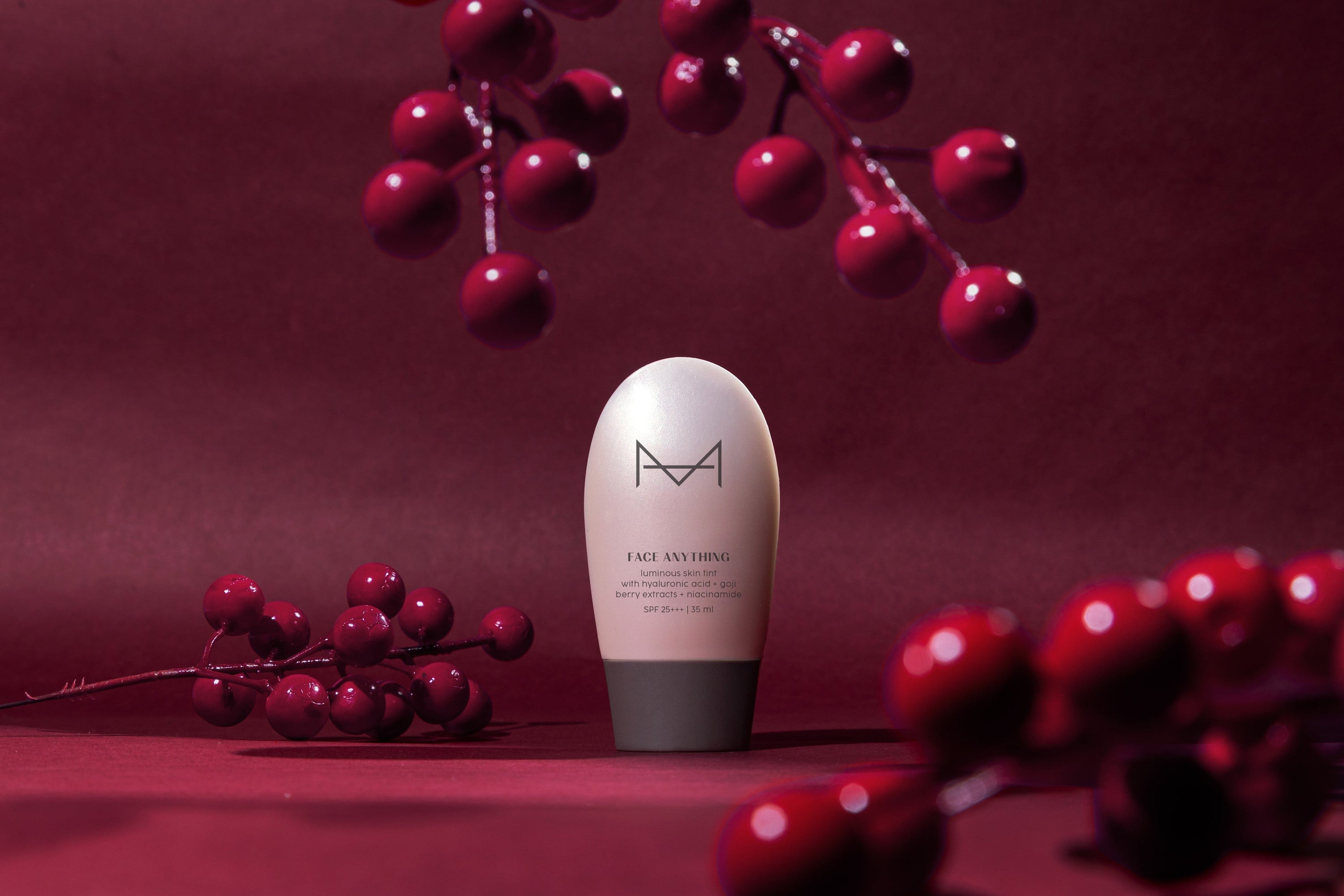 Best Foundation For Oily Skin In India: What To Look For - House Of Makeup