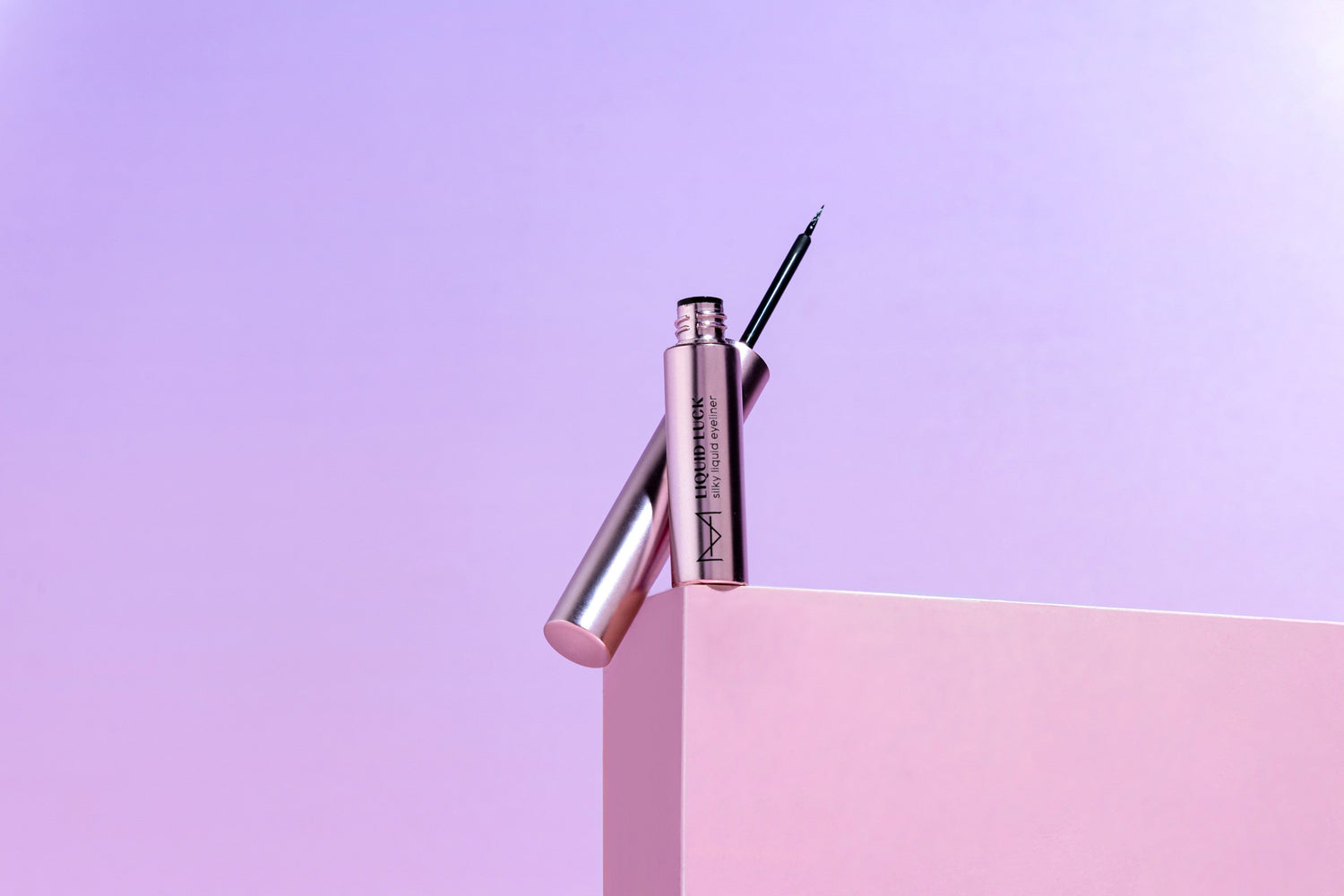 Kajal vs Eyeliner: What's Actually Different? - House Of Makeup