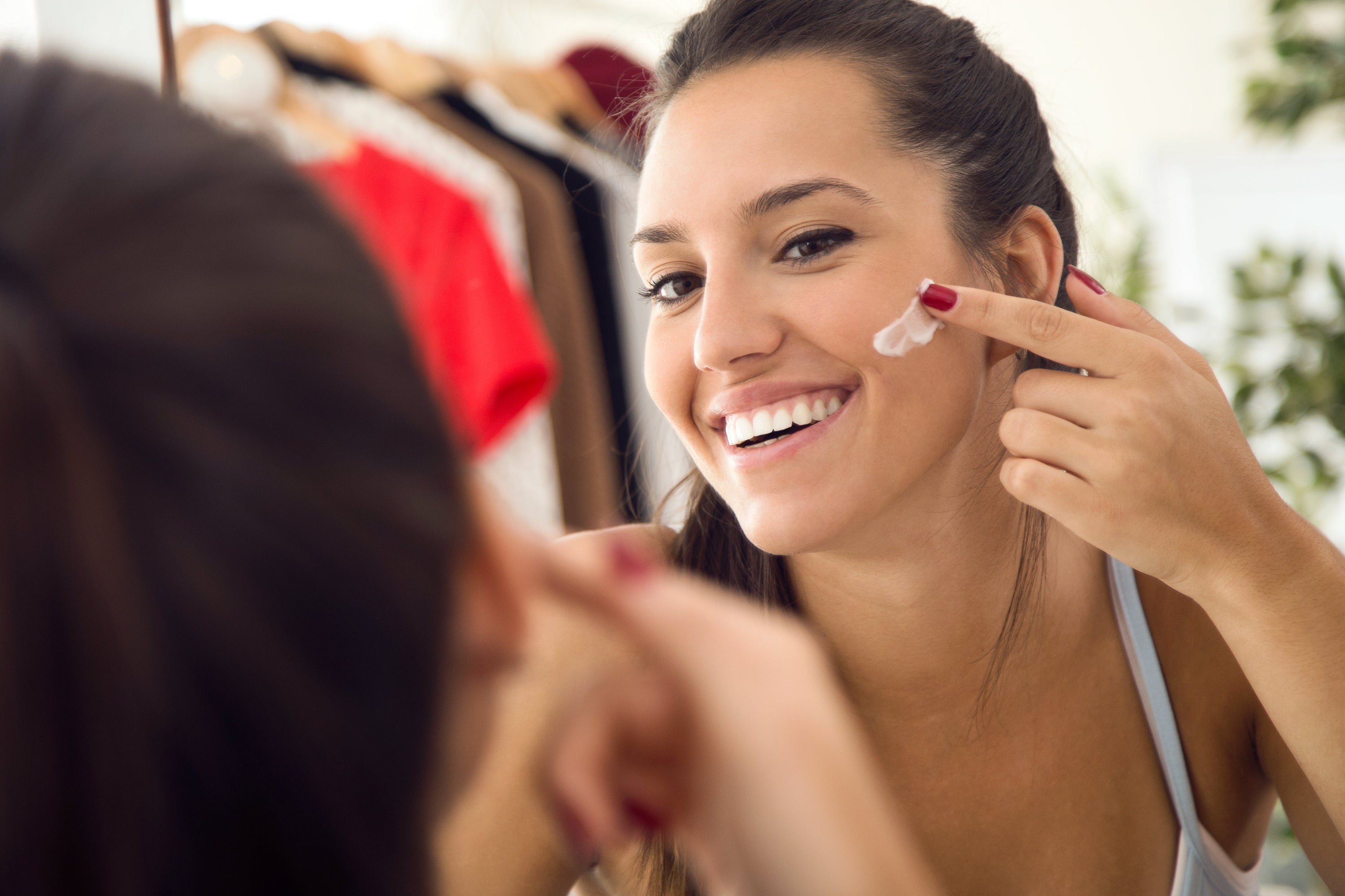 SPF in Makeup: Do You Still Need Sunscreen Under Foundation for Indian Skin? - House Of Makeup