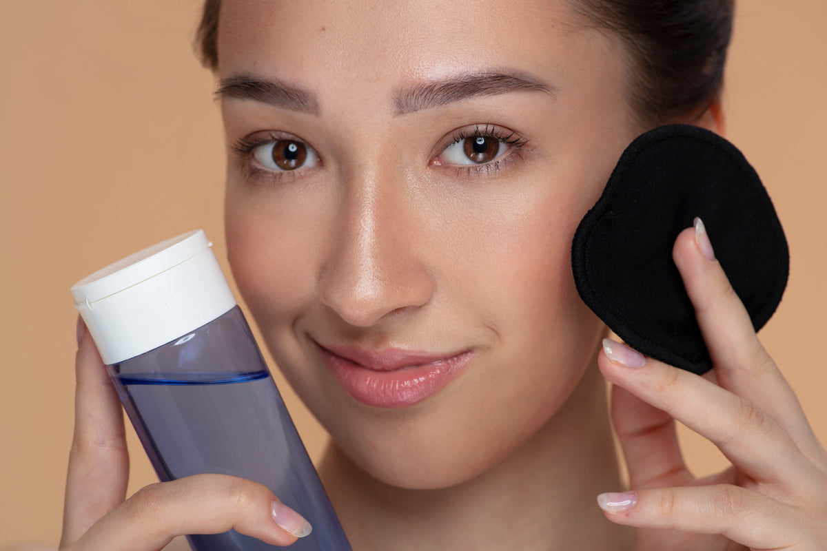Transfer-Proof vs Waterproof Makeup: What's The Actual Difference - House Of Makeup